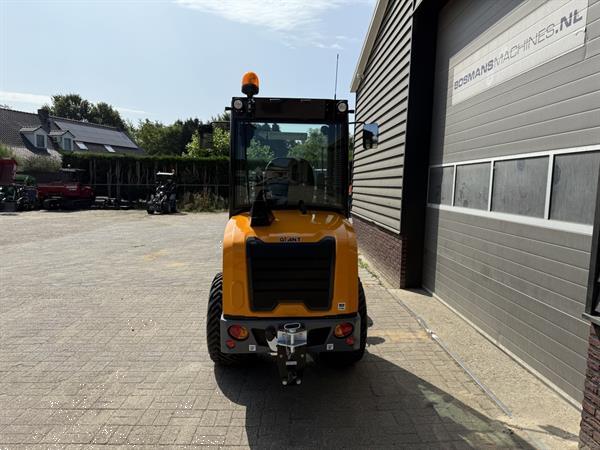 Grote foto giant g2700 x tra hd minishovel nieuw met cabine agrarisch shovels