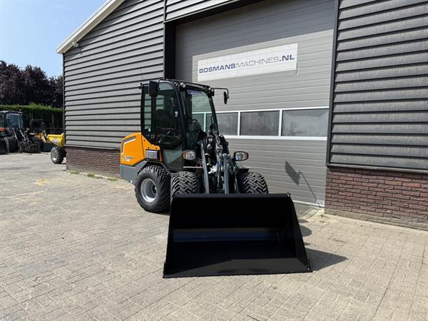Grote foto giant g2700 x tra hd minishovel nieuw met cabine agrarisch shovels