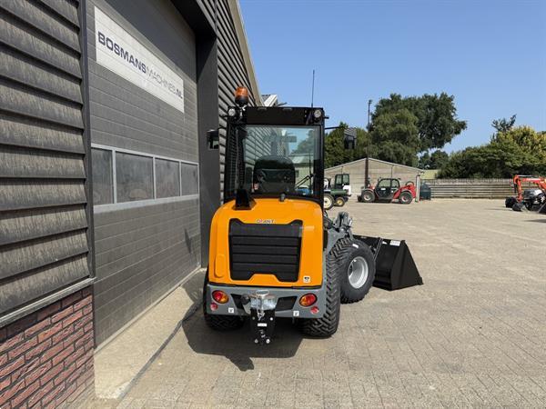 Grote foto giant g2700 x tra hd minishovel nieuw met cabine agrarisch shovels