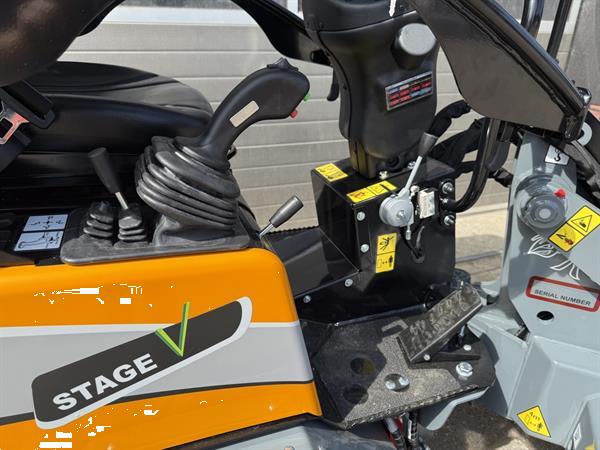 Grote foto giant g1500l x tra minishovel nieuw l extra hefvermogen agrarisch shovels
