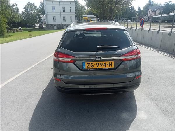 Grote foto ford mondeo wagon 2.0 ecvt hev 188pk 2019 auto ford