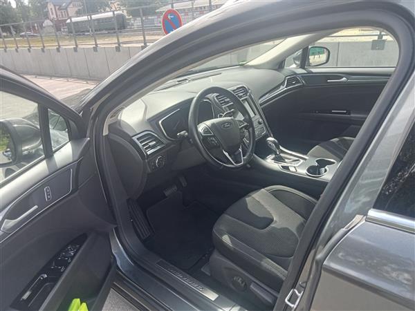 Grote foto ford mondeo wagon 2.0 ecvt hev 188pk 2019 auto ford