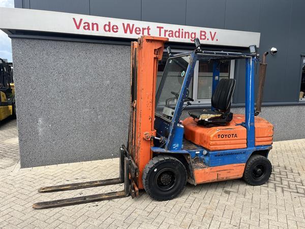 Grote foto heftruck forklift toyota 5fd25 triplo500 1z engine sideshift diesel agrarisch heftrucks