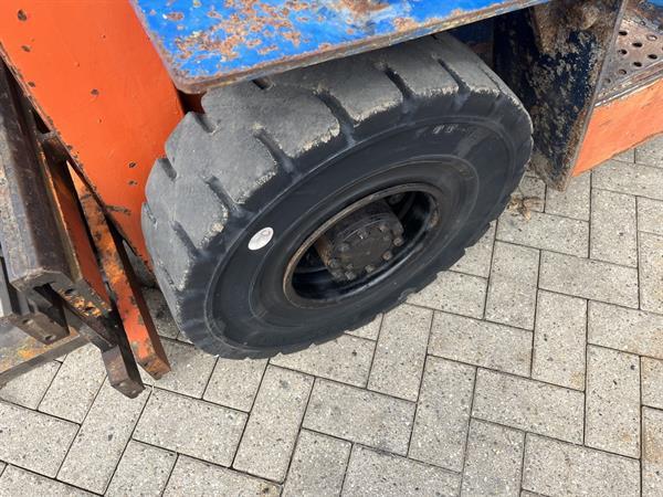Grote foto heftruck forklift toyota 5fd25 triplo500 1z engine sideshift diesel agrarisch heftrucks
