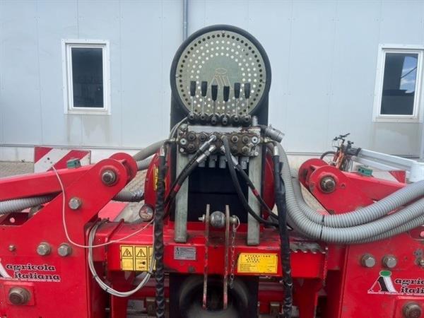 Grote foto agricola pk3013b pneumatische precisiezaaimachine agrarisch zaaimachines