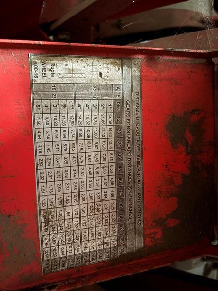 Grote foto agricola pk3013b pneumatische precisiezaaimachine agrarisch zaaimachines