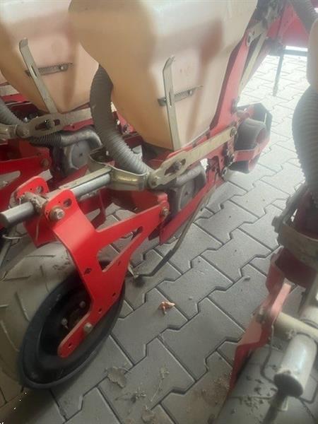 Grote foto agricola pk3013b pneumatische precisiezaaimachine agrarisch zaaimachines