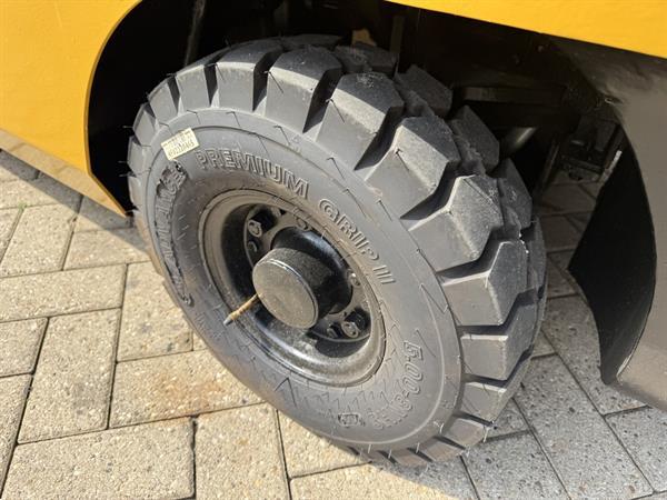 Grote foto caterpillar dp20cn triplo 430 freelift sideshift 4e functie 1930uur diesel 2006 agrarisch heftrucks