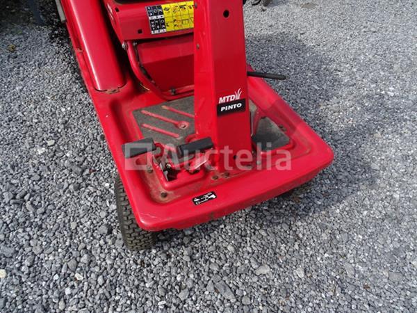 Grote foto mtd pinto zitmaaier tuin en terras zitmaaiers