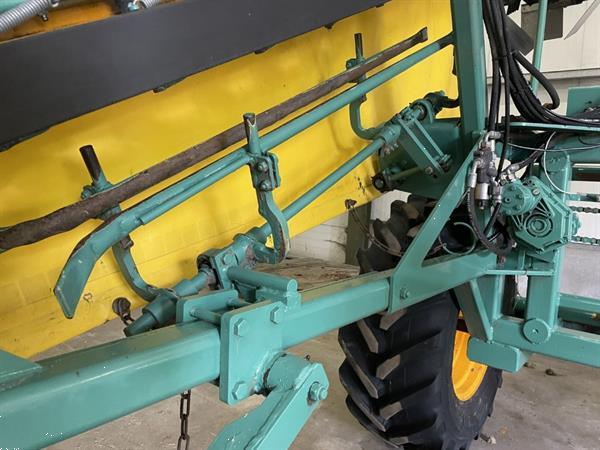 Grote foto baekelandt pra preirooier automaat verlengd model dubbele rij vullen agrarisch oogstmachines
