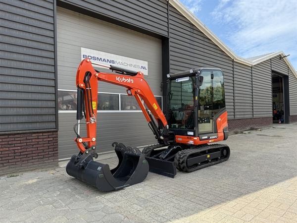 Grote foto kubota kx027 hi spec minigraver nieuw incl cw05 3 bakken doe het zelf en verbouw kranen en graafmachines