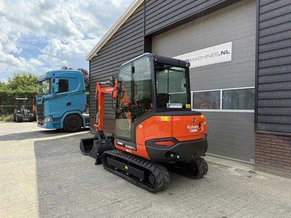Grote foto kubota kx027 hi spec minigraver nieuw incl cw05 3 bakken doe het zelf en verbouw kranen en graafmachines