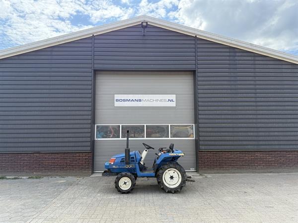Grote foto iseki tu150 4wd 17 pk minitractor agrarisch tractoren