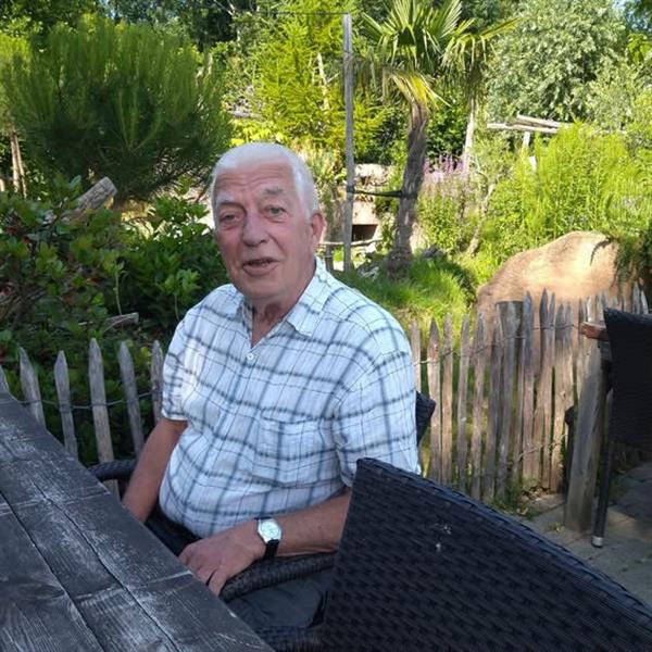 Grote foto ik zoek een sexpartner erotiek man zoekt vrouwelijke sekspartner