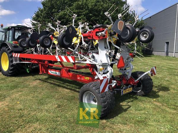 Grote foto pottinger hit 29329 agrarisch harken