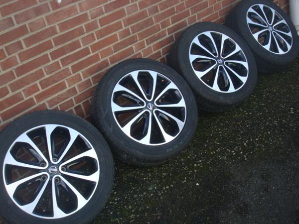 Grote foto 18 originele nissan qashqai velgen banden 5x114.3 auto onderdelen banden en velgen