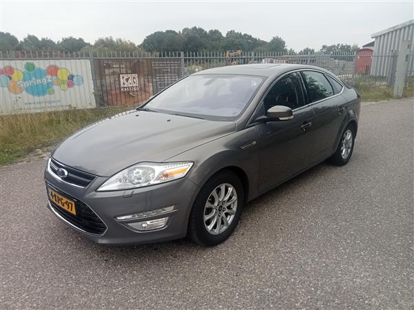 Grote foto ford mondeo hatchback 1.6 tdci full options 2013 auto ford