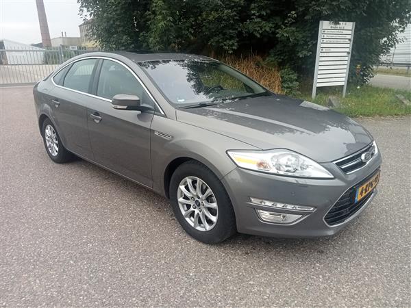 Grote foto ford mondeo hatchback 1.6 tdci full options 2013 auto ford