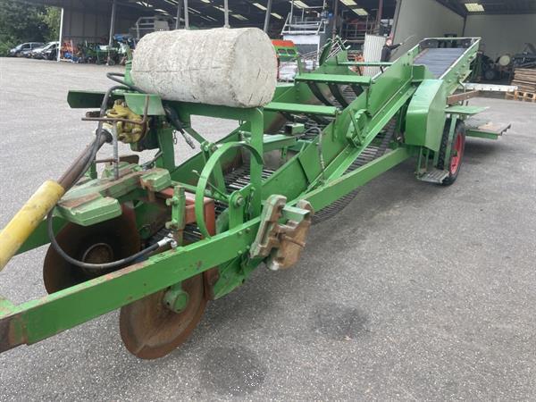 Grote foto krakei s aardappelrooier 1 rij agrarisch aardappelpootmachines