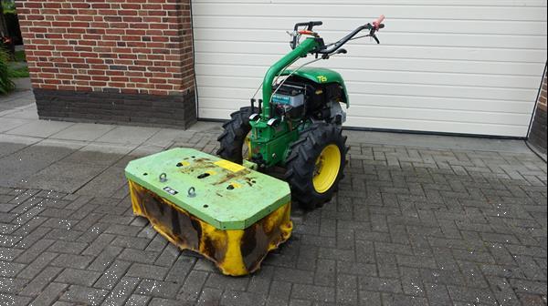 Grote foto ferrari 72s met trommel cyclo maaier agrarisch akkerbouw