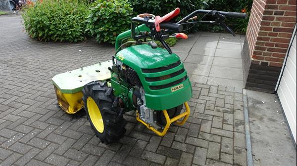 Grote foto ferrari 72s met trommel cyclo maaier agrarisch akkerbouw