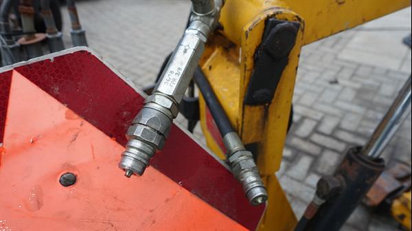 Grote foto mc connel armmaaier swingtrim tuin en terras heggenschaar