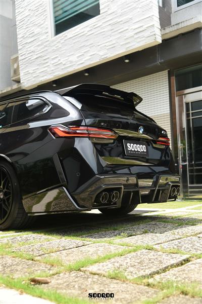 Grote foto dit betreft een bmw g99 m5 touring carbon dak spoiler lip auto onderdelen tuning en styling