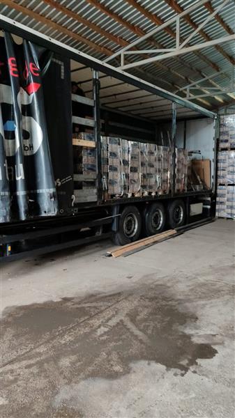 Grote foto houtbriketten subtype pini kay tuin en terras openhaardhout