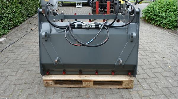 Grote foto hemach mestklem 120 euro aansluiting agrarisch algemeen