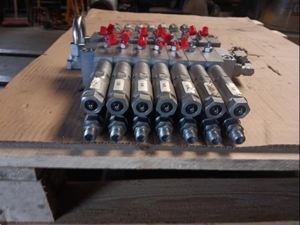 Grote foto groeneveld beka vetverdeler 14 outputs doe het zelf en verbouw onderdelen en accessoires