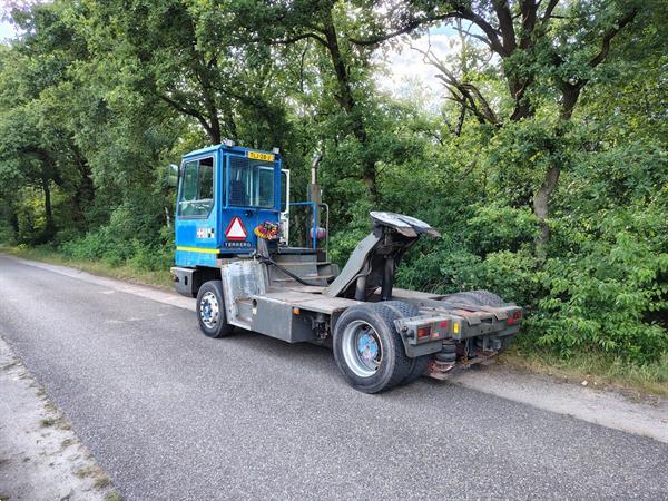 Grote foto terberg yt180 terminal trekker met kenteken doe het zelf en verbouw overige doe het zelf en verbouw