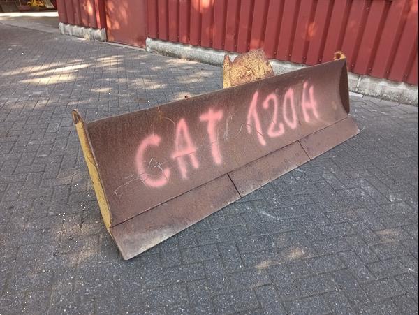 Grote foto caterpillar dozerblad grond schuif 2.5 mtr geschikt voor fronthef doe het zelf en verbouw onderdelen en accessoires