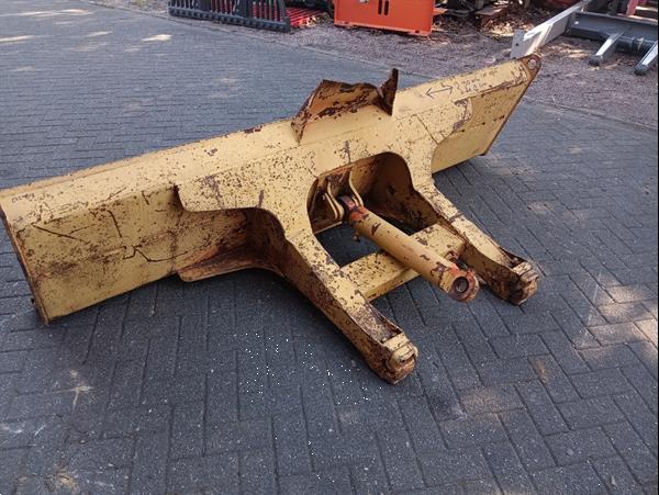 Grote foto caterpillar dozerblad grond schuif 2.5 mtr geschikt voor fronthef doe het zelf en verbouw onderdelen en accessoires