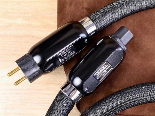 Grote foto kharma grand reference highend silver audio power cable 2 0 metre audio tv en foto onderdelen en accessoires