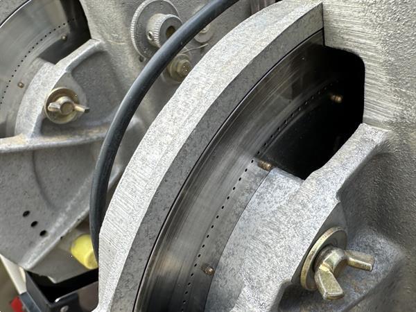 Grote foto agricola ai640 snt2290 pneumatische precisiezaaimachine 12 rijen met 16 elementen agrarisch zaaimachines