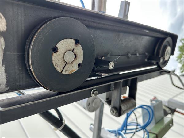 Grote foto newlong naailijn met allround transportband agrarisch tuinbouw