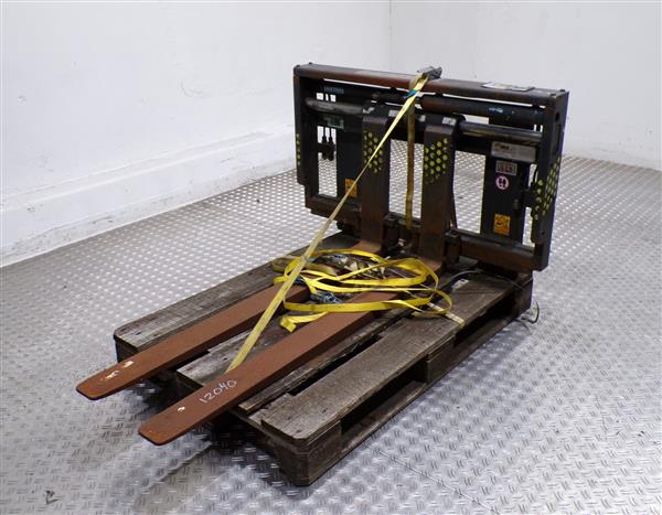 Grote foto forklift attachment vorkversteller outlet agrarisch heftrucks
