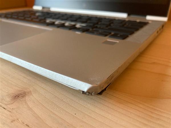 Grote foto schade hp laptop elitebook x360 830 g7 i5 10310u 8gb 256gb nvme 13.3 inch geen garantie computers en software overige computers en software