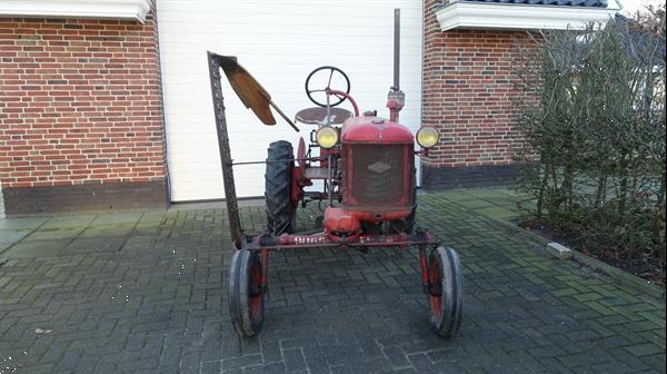 Grote foto farmall cub met maaibalk agrarisch tractoren oldtimers