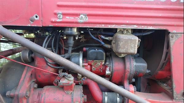 Grote foto farmall cub met maaibalk agrarisch tractoren oldtimers