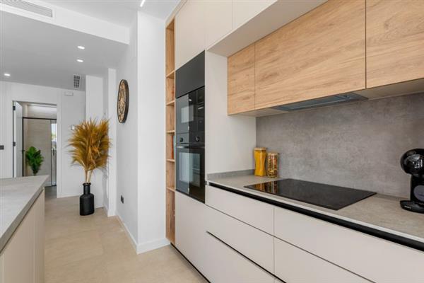 Grote foto uw nieuwe appartement aan spaans binnenmeer met huizen en kamers nieuw europa
