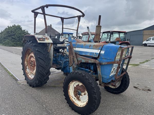Grote foto ford 3055 agrarisch tractoren