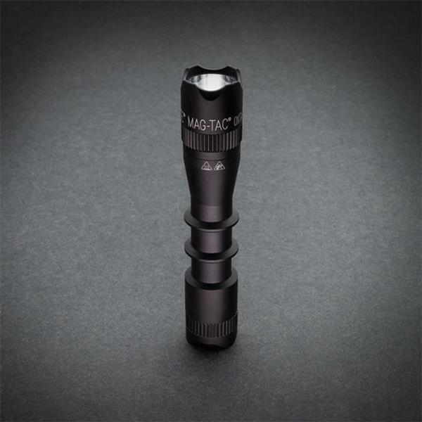 Grote foto maglite mag tac 2 crowned led zaklamp sf2lra6l 2x cr123 huis en inrichting overige