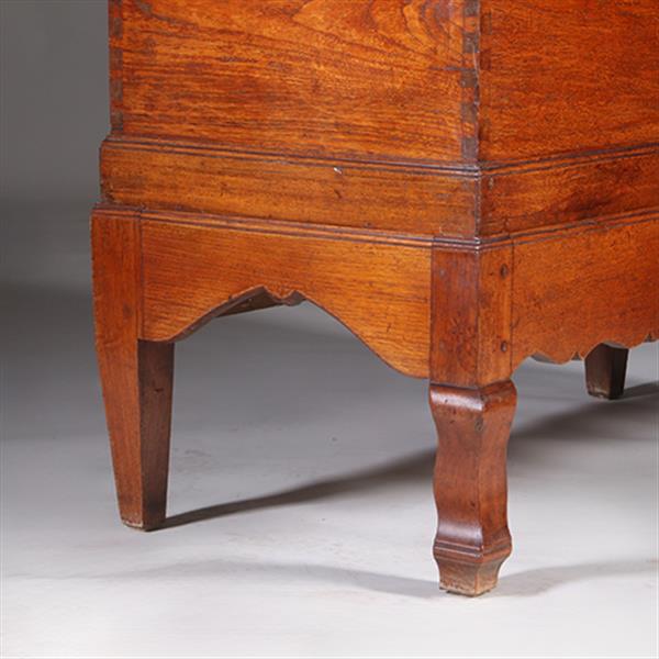 Grote foto koloniale compagnie kist ca 1775 op onderstel met bronzen grepen no.311430 antiek en kunst stoelen en banken