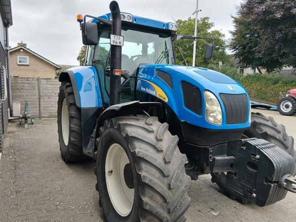 Grote foto new holland tvt 145 agrarisch tractoren