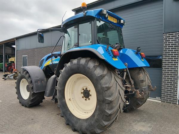 Grote foto new holland tvt 145 agrarisch tractoren
