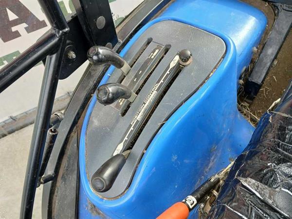 Grote foto new holland compacttrekker agrarisch tractoren