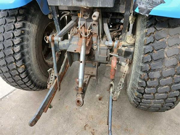 Grote foto new holland compacttrekker agrarisch tractoren