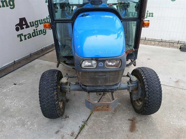Grote foto new holland compacttrekker agrarisch tractoren