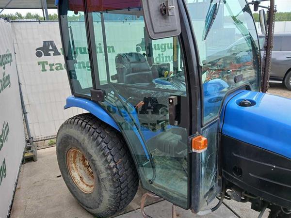 Grote foto new holland compacttrekker agrarisch tractoren